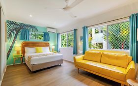 Port Douglas Motel